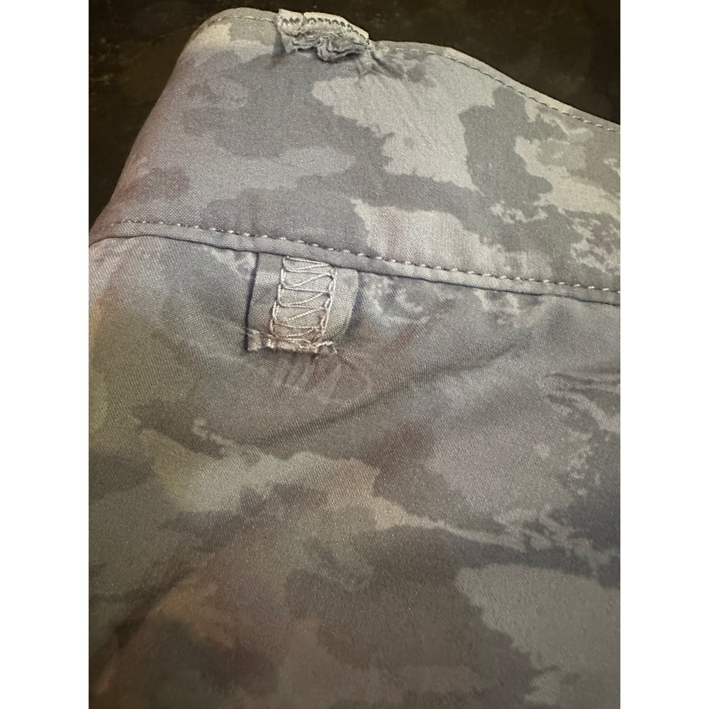 Peter Millar Mens Grey Camo Performance Golf Shorts Size 36 Crown Sport - Picture 7 of 8